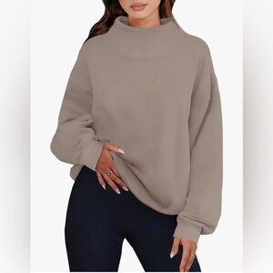 Cozy Taupe Turtleneck Sweatshirt oversized khaki color size medium women’s